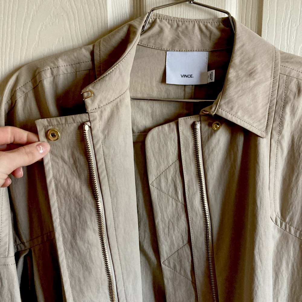 Vince Trench Coat in Stone